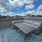 Brand New Dbl Unit Roofdeck Outdoor Patio